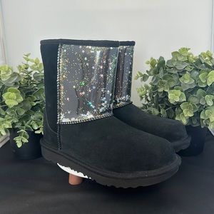 UGG Unisex Child K Classic II Clear Glitter Fashion Boot